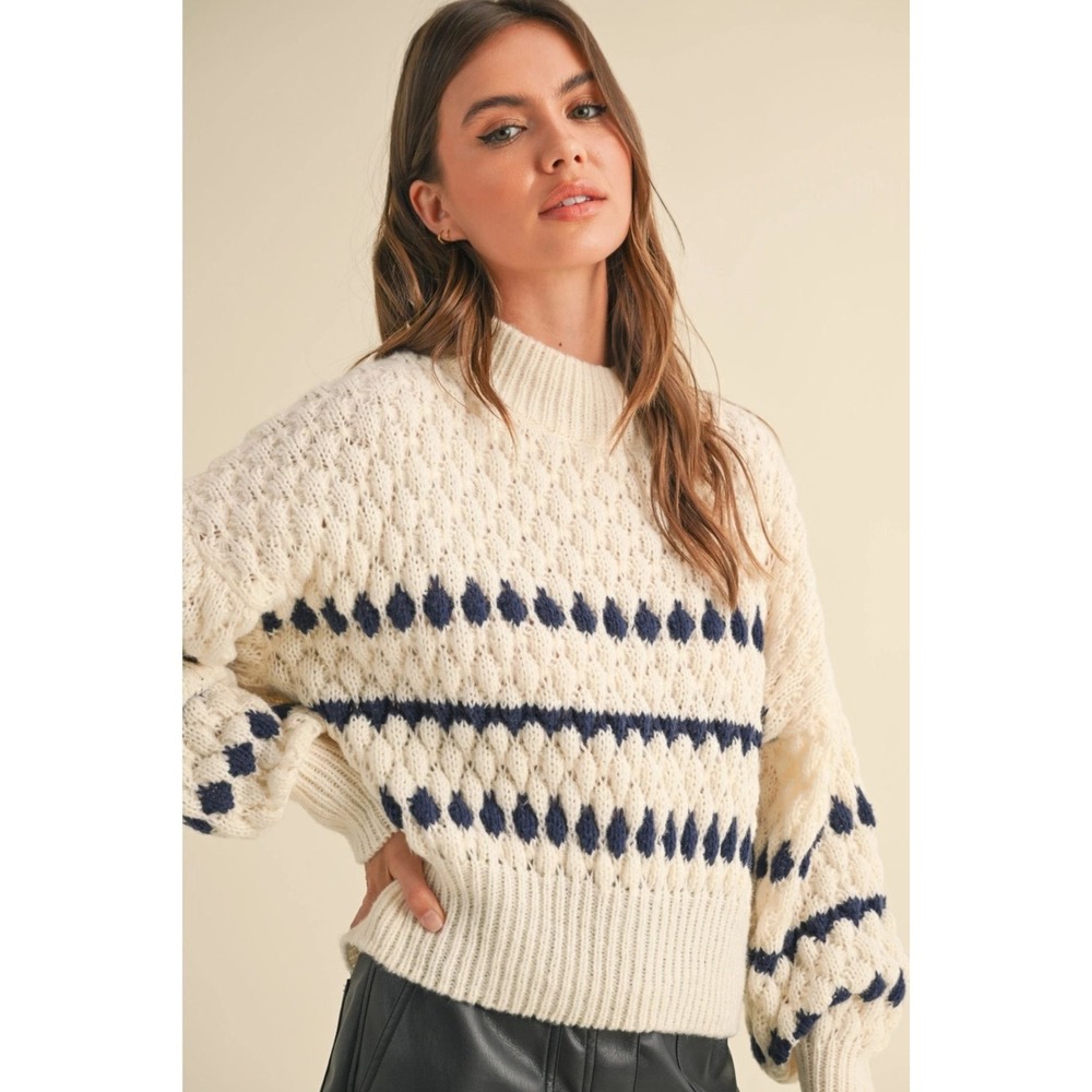Miou Muse Womens Cream Navy Blue Popcorn Knit Mock Neck Sweater Small‎ T3939